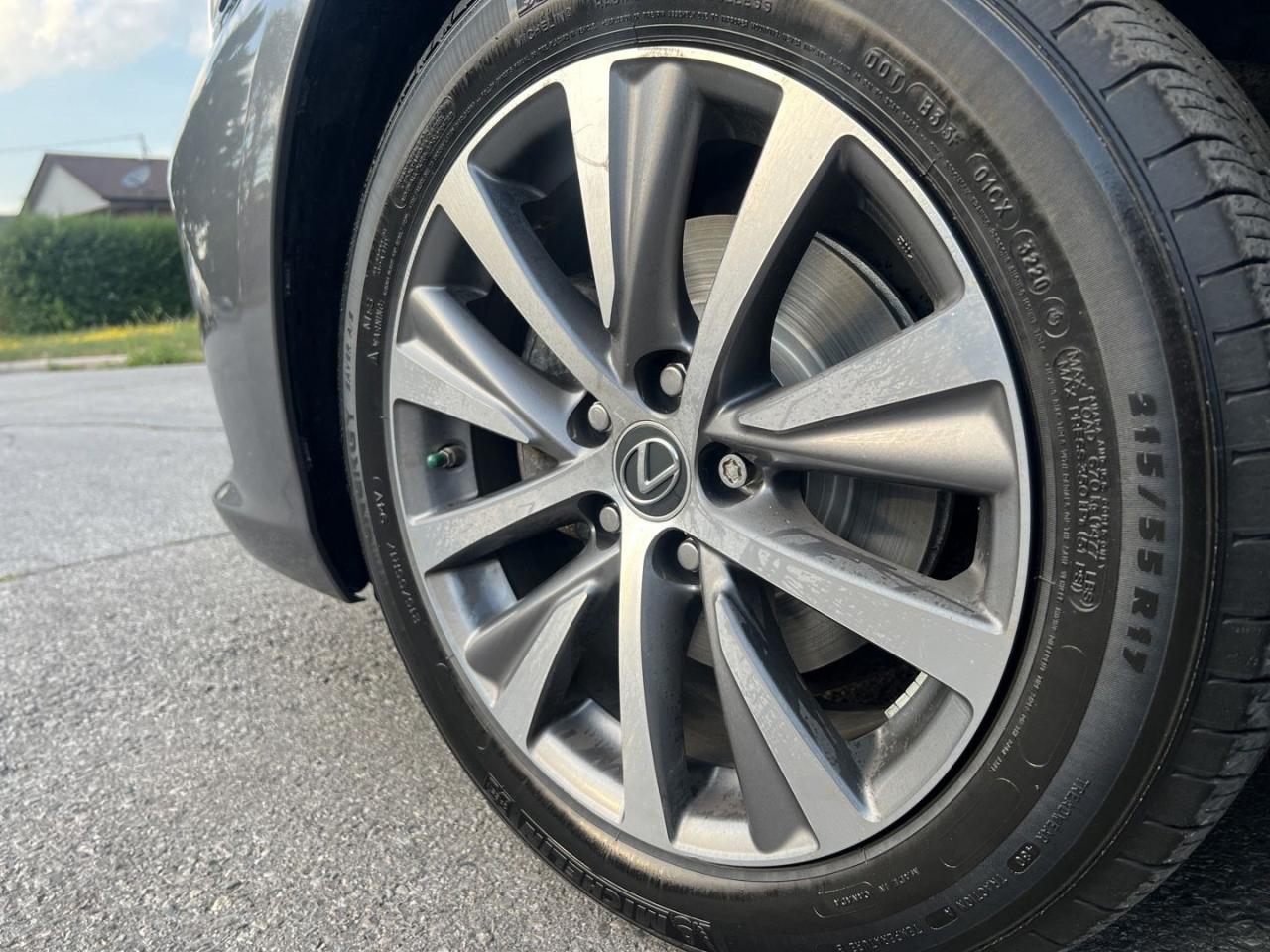 2021 Lexus ES 250 Base - Photo #14