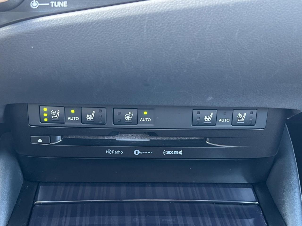 2021 Lexus ES 250 Base - Photo #20