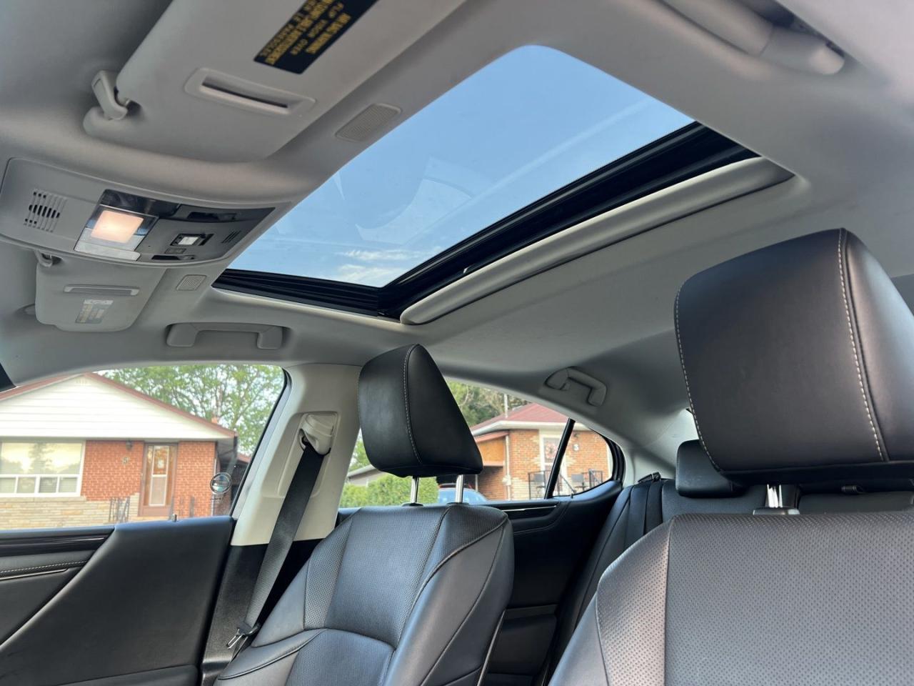 2021 Lexus ES 250 Base - Photo #25