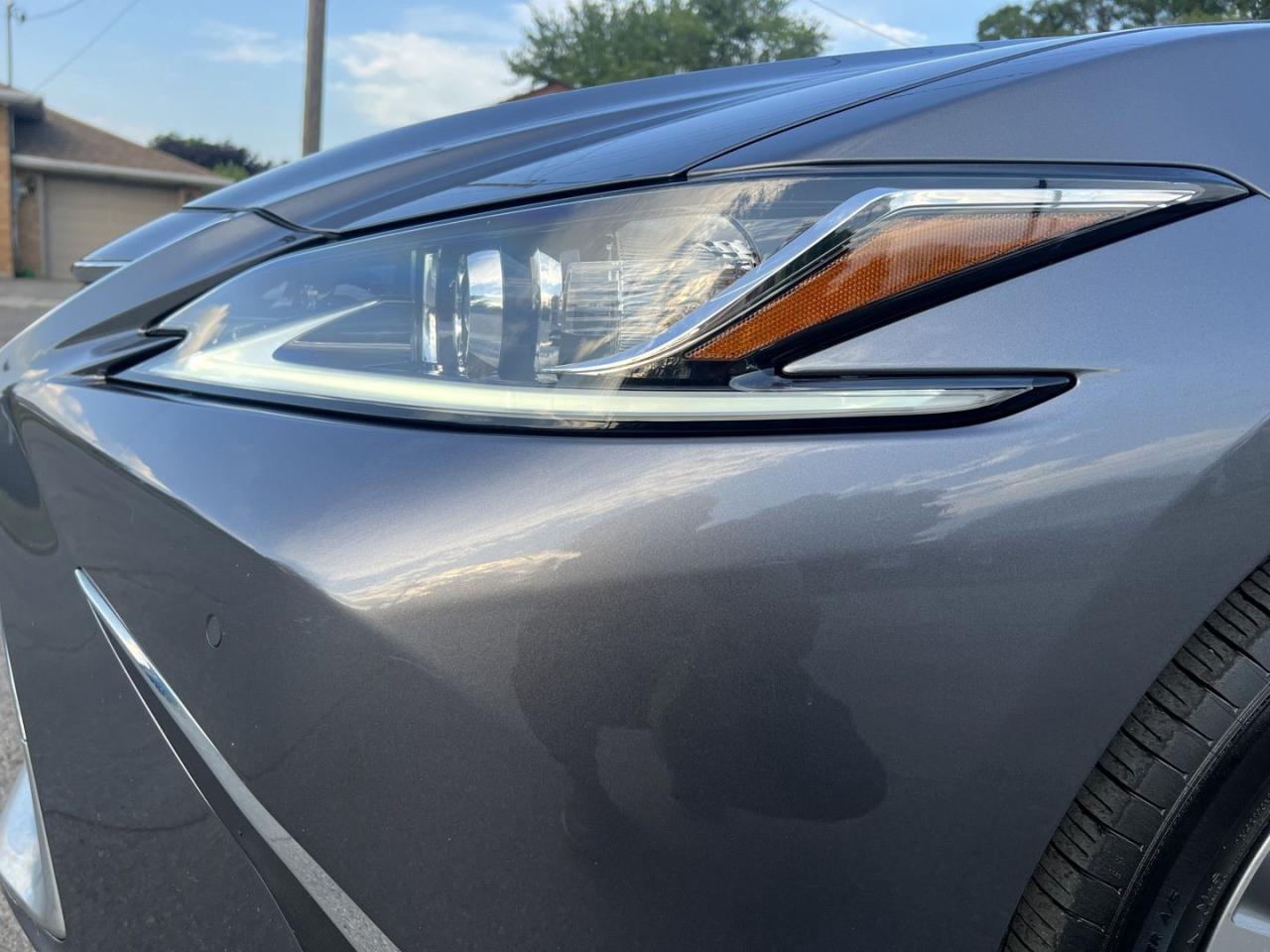 2021 Lexus ES 250 Base - Photo #26