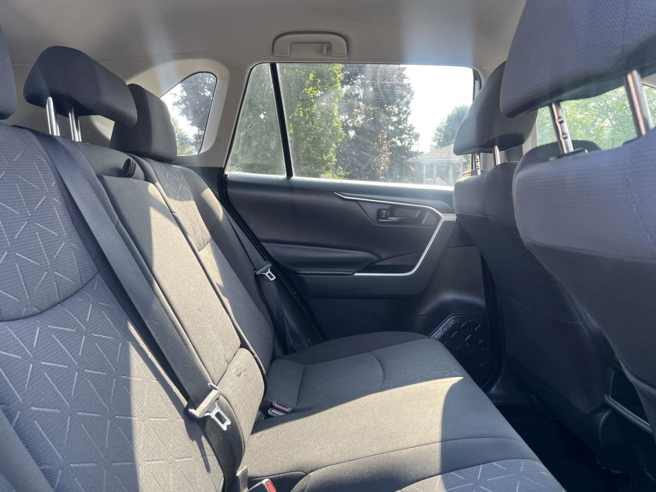 2019 Toyota RAV4 LE - Photo #10