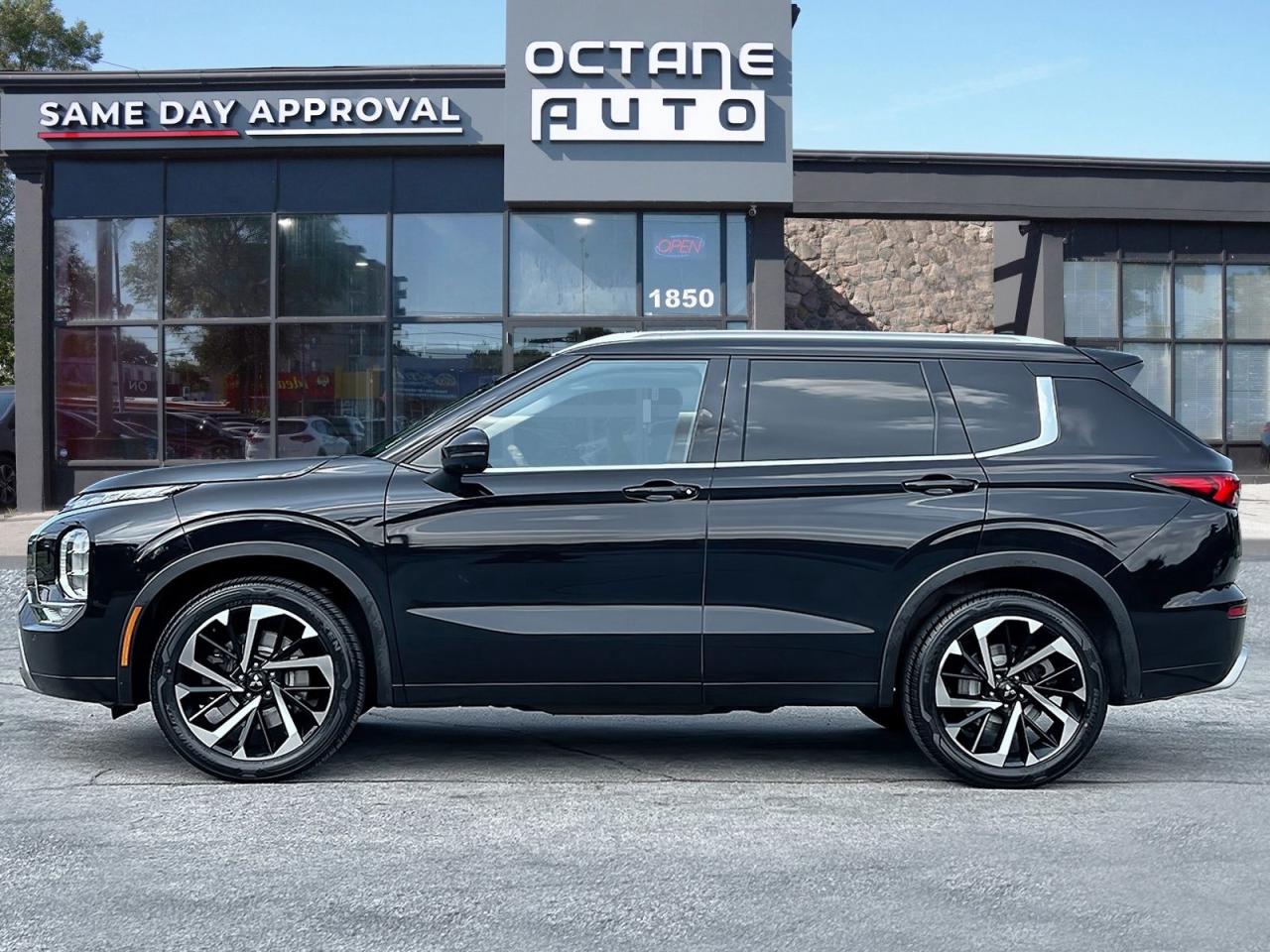 2022 Mitsubishi Outlander SEL 4WD - Photo #3