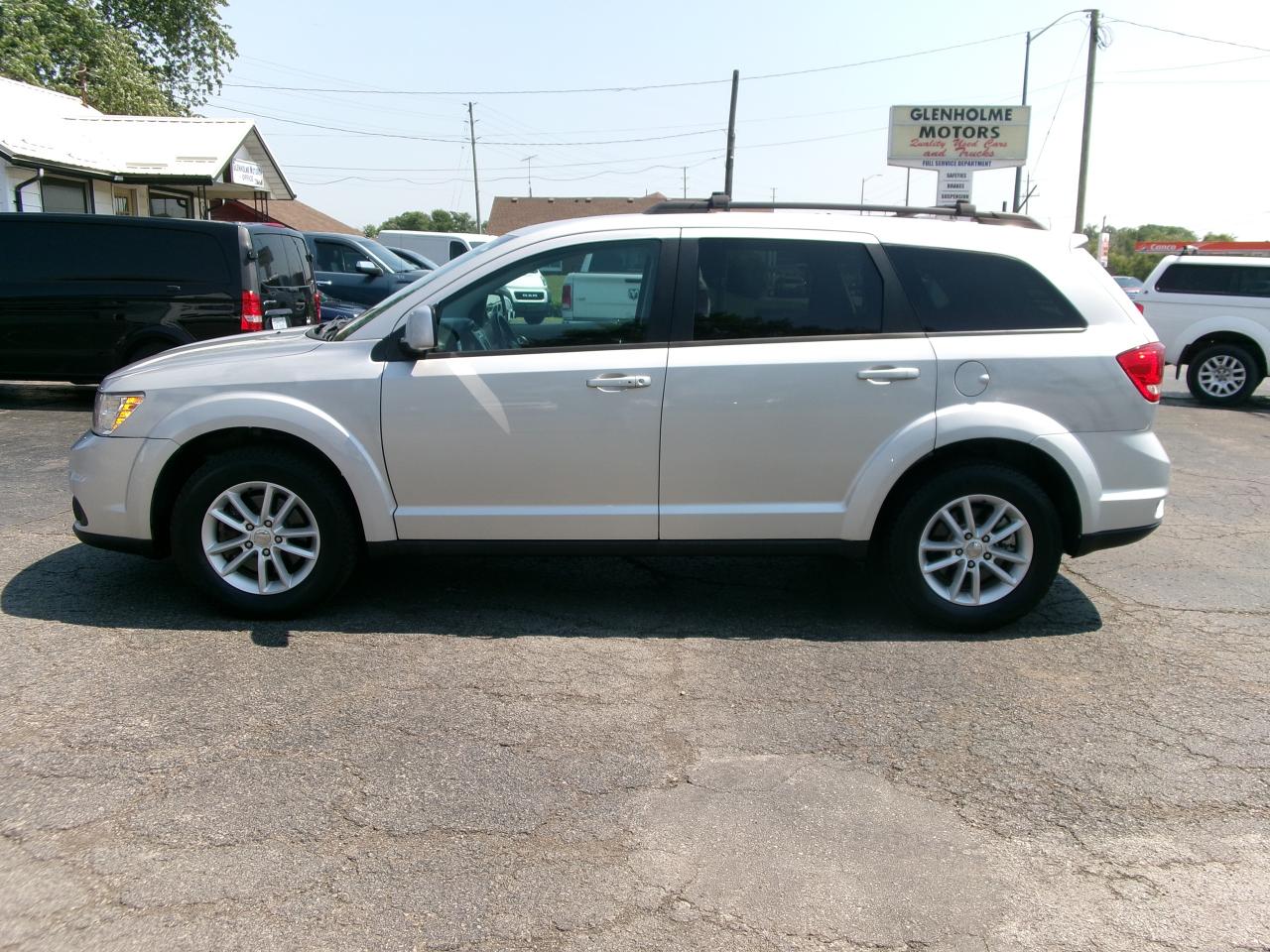 Used 2014 Dodge Journey SXT   
