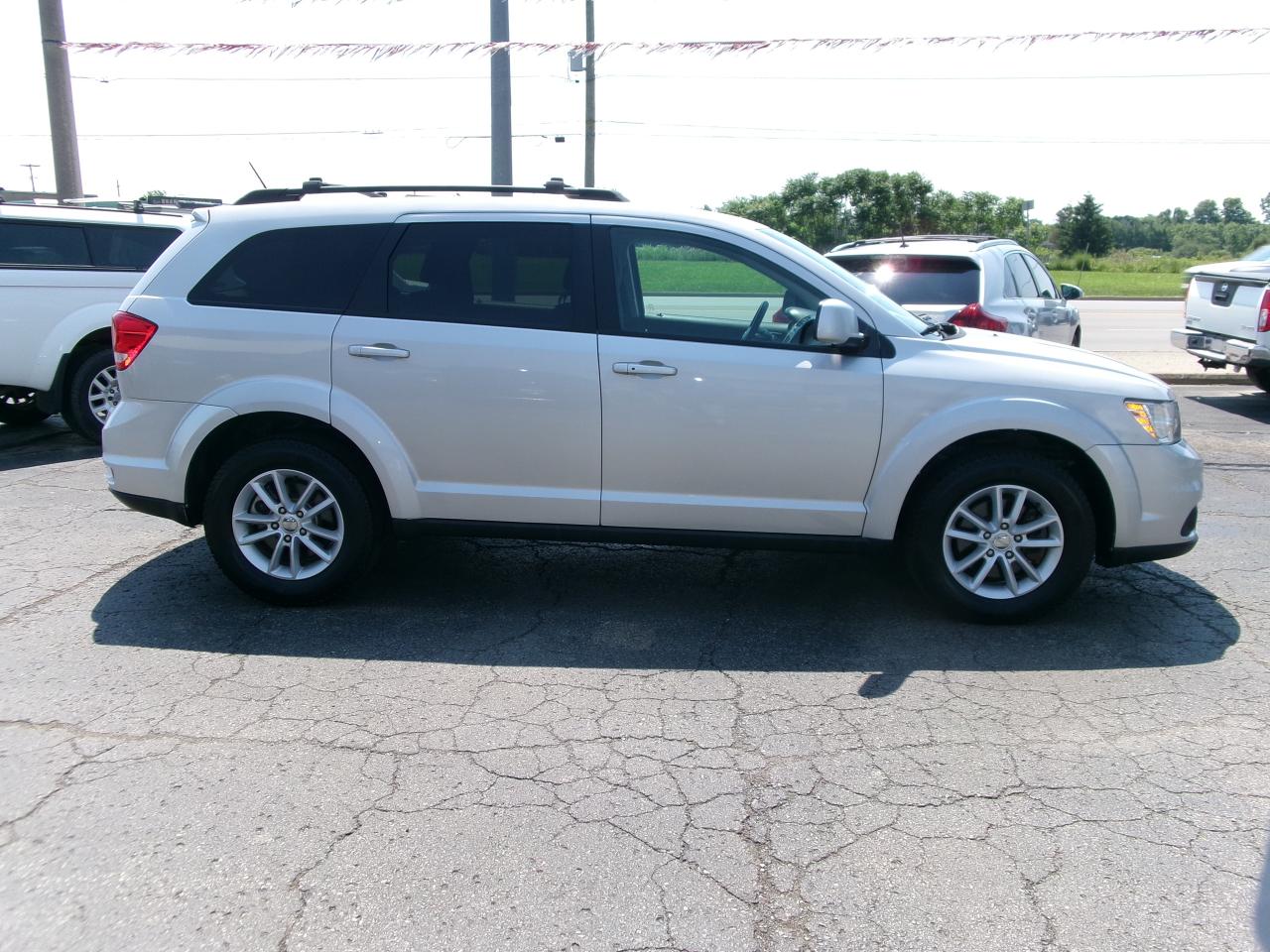2014 Dodge Journey SXT   "ONLY 90,000KMS" - Photo #2
