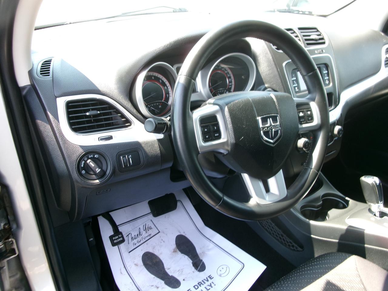 2014 Dodge Journey SXT   "ONLY 90,000KMS" - Photo #8