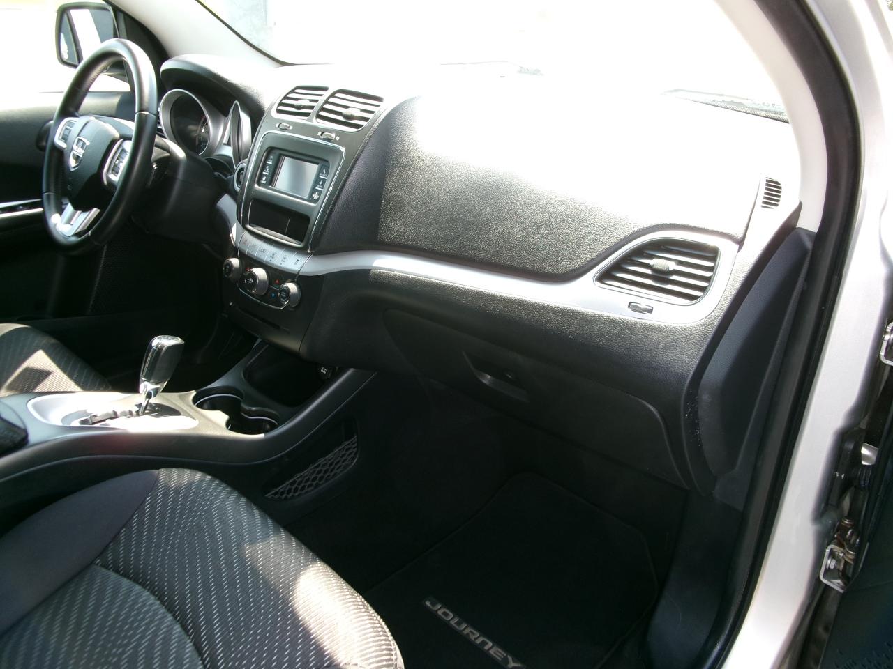 2014 Dodge Journey SXT   "ONLY 90,000KMS" - Photo #10