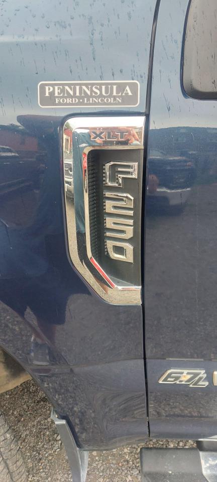2019 Ford SUPER DUTY F-250 SRW XLT - Photo #12