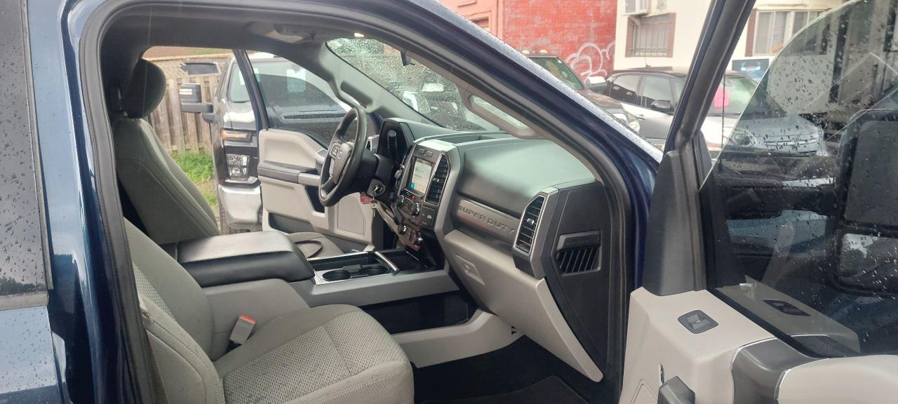2019 Ford SUPER DUTY F-250 SRW XLT - Photo #35