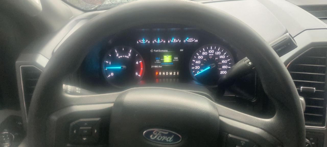 2019 Ford SUPER DUTY F-250 SRW XLT - Photo #39