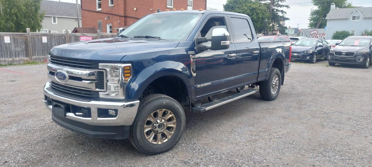 2019 Ford SUPER DUTY F-250 SRW XLT Photo4