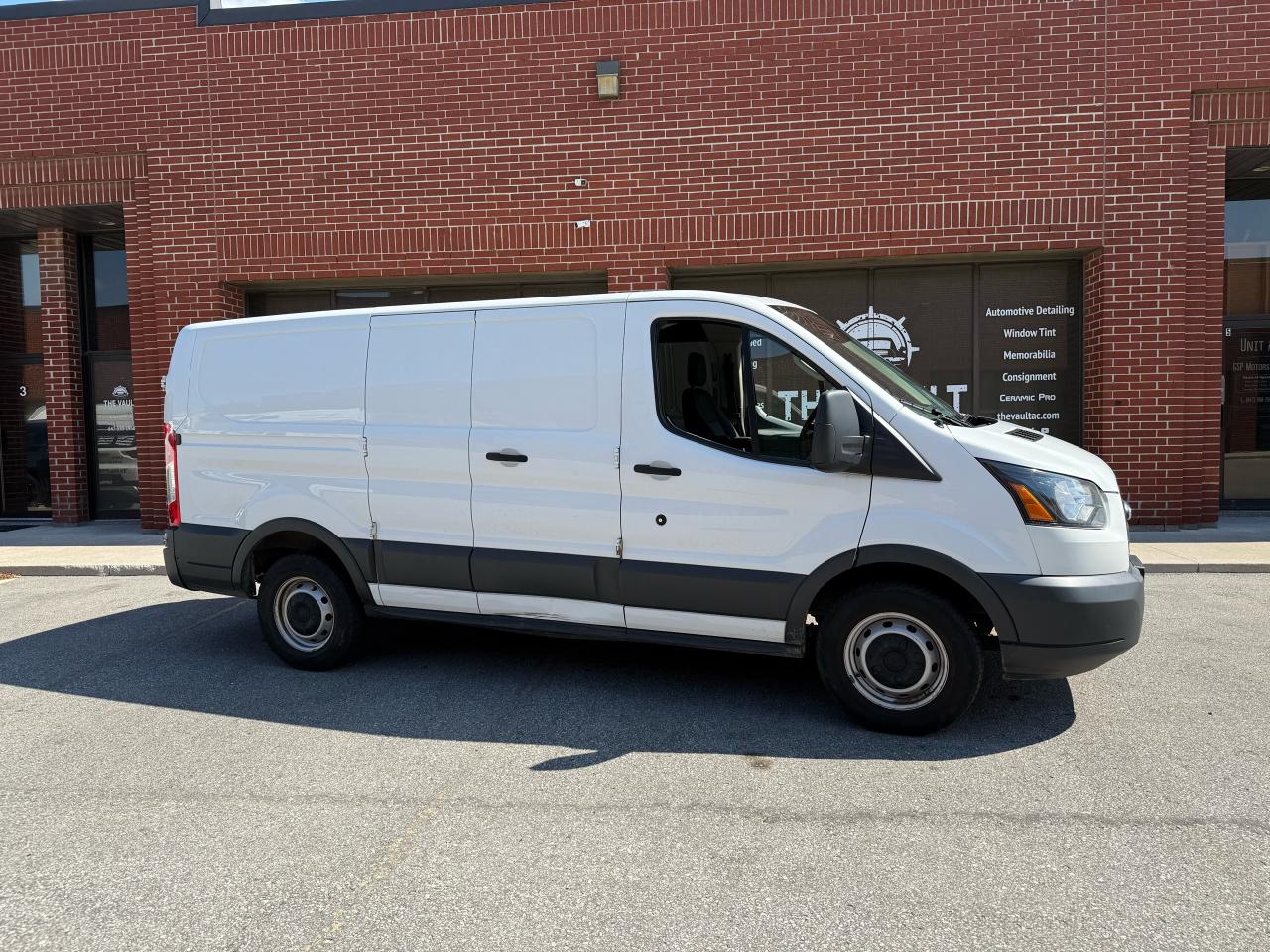 2017 Ford Transit Cargo Van XL - Photo #10
