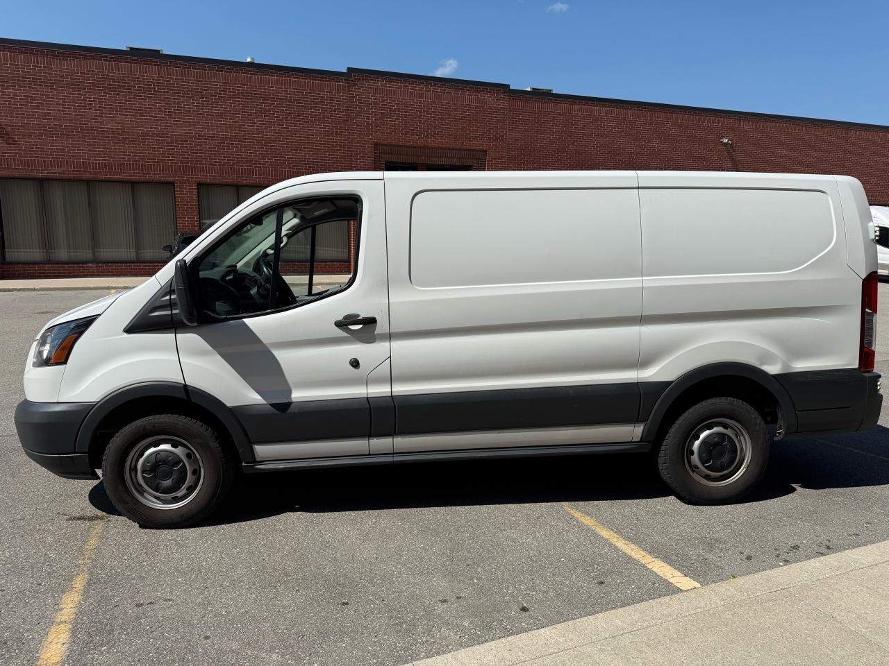 2017 Ford Transit Cargo Van XL - Photo #5