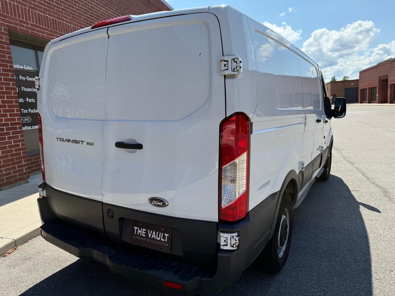 2017 Ford Transit Cargo Van XL - Photo #8