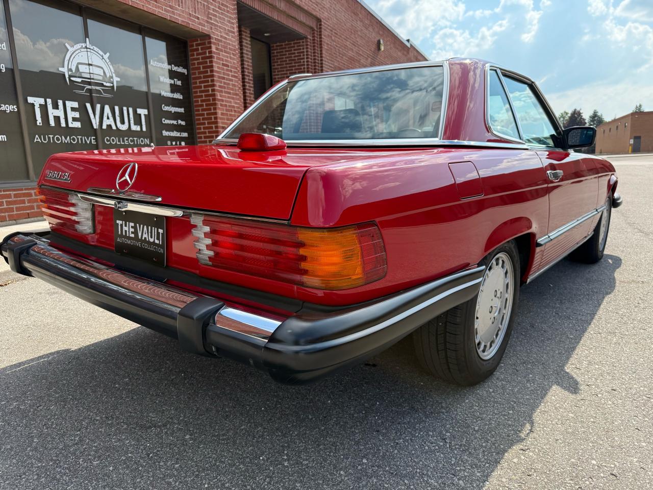 1987 Mercedes-Benz 560SL 2dr Roadster 560SL - Photo #11
