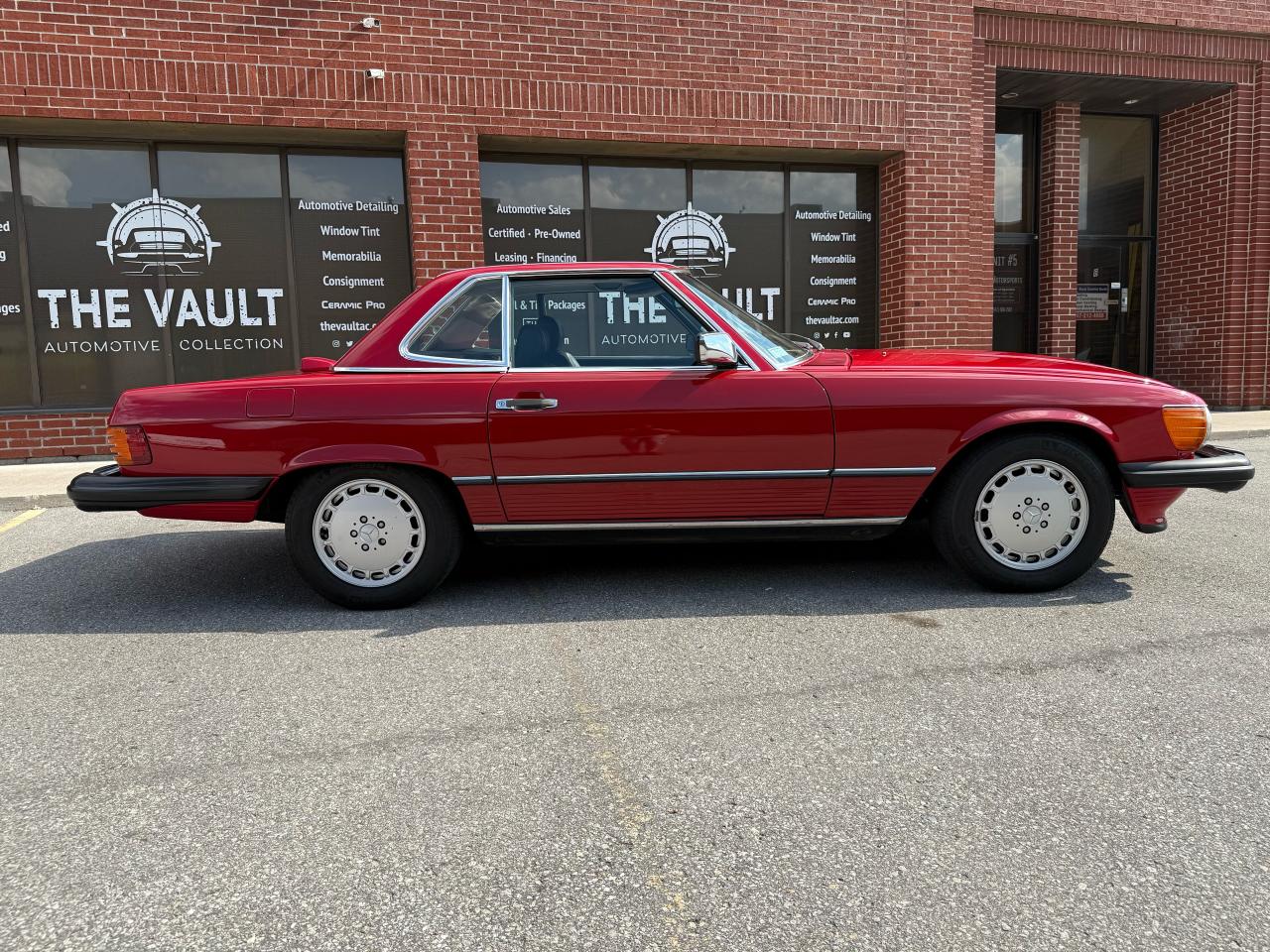 1987 Mercedes-Benz 560SL 2dr Roadster 560SL - Photo #12