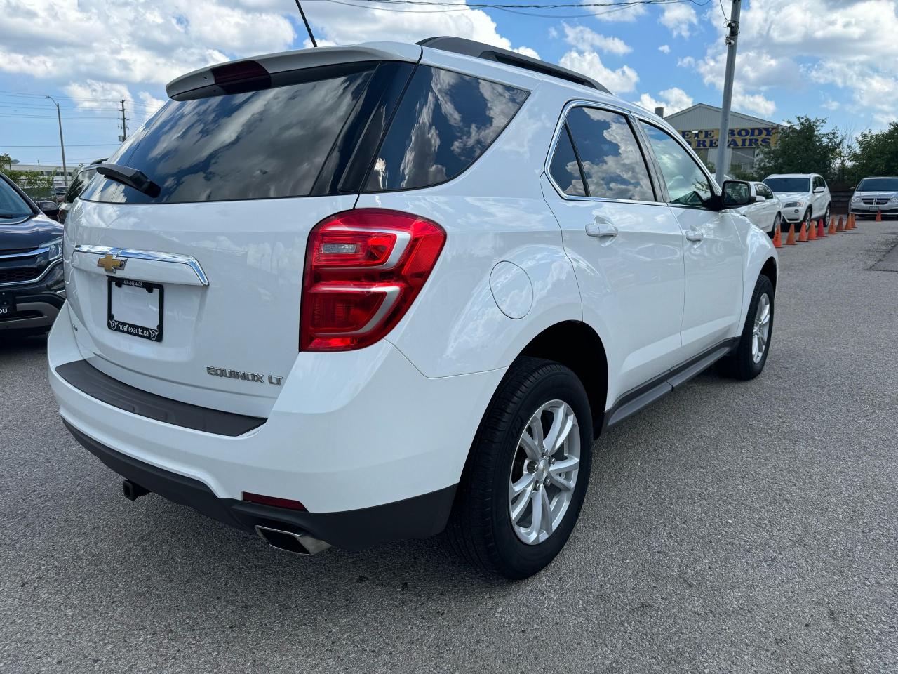 2016 Chevrolet Equinox LT Photo4