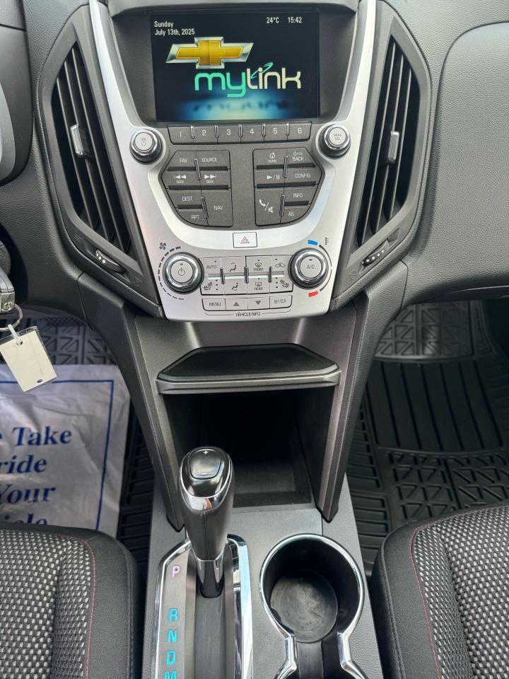 2016 Chevrolet Equinox LT - Photo #17