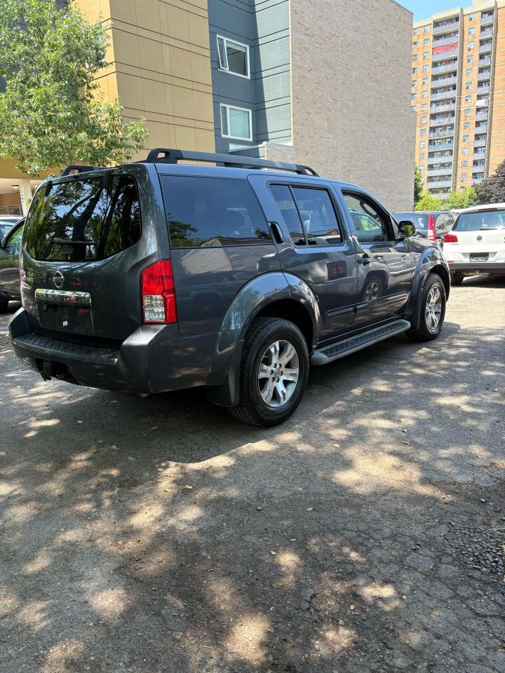 2011 Nissan Pathfinder S - Photo #2
