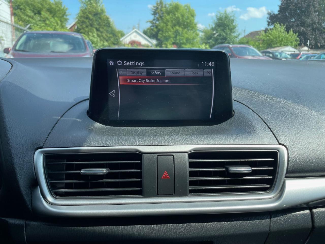 2018 Mazda MAZDA3 GX *SAFETY FEATURES, BACKUP CAM, SPORTS MODE* - Photo #15