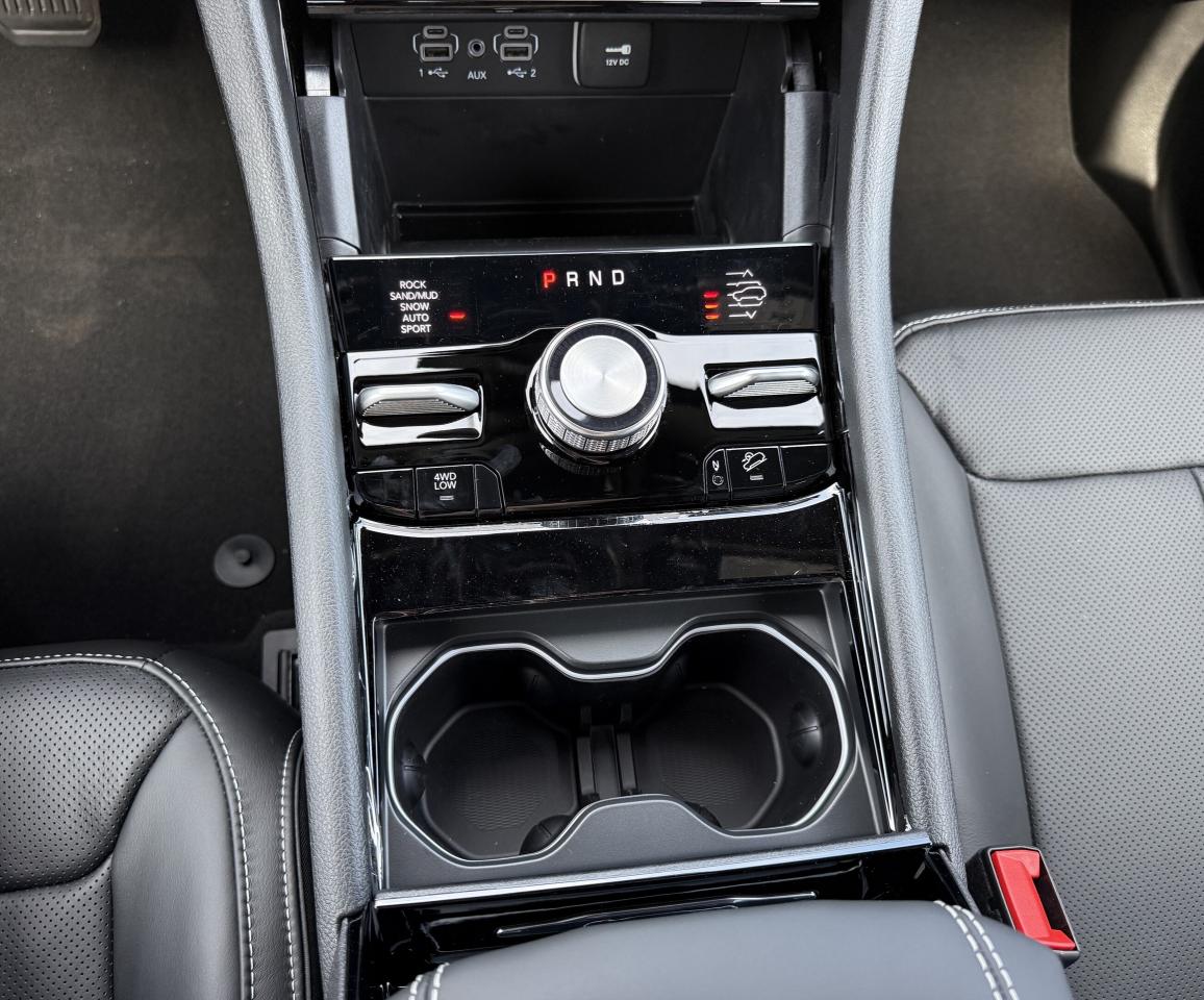 2025 Jeep Grand Cherokee L Overland 4x4 Photo