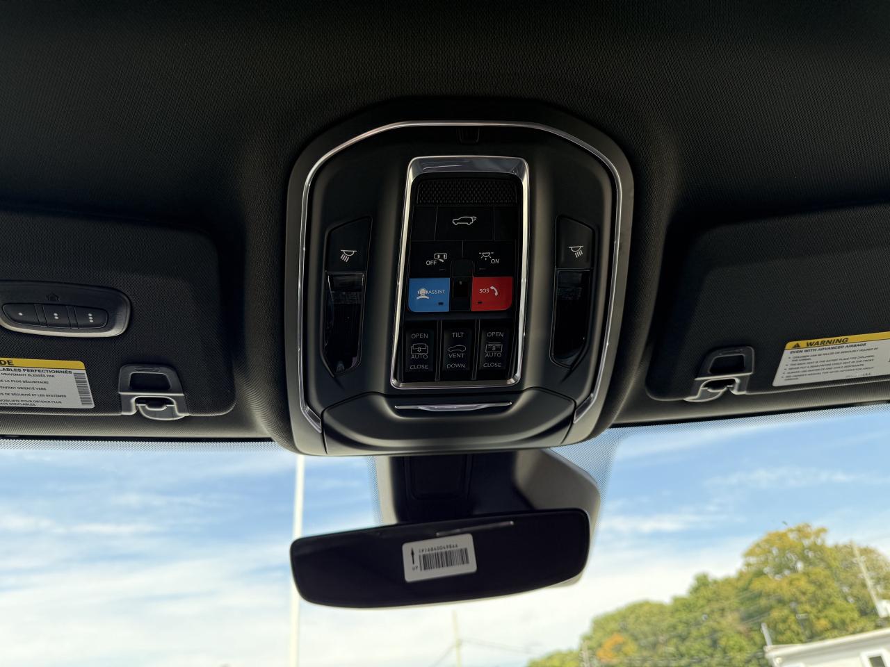 2025 Jeep Grand Cherokee L Overland 4x4 Photo