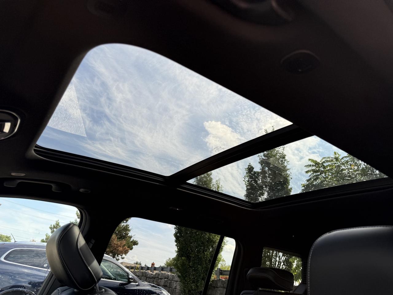 2025 Jeep Grand Cherokee L Overland 4x4 Photo