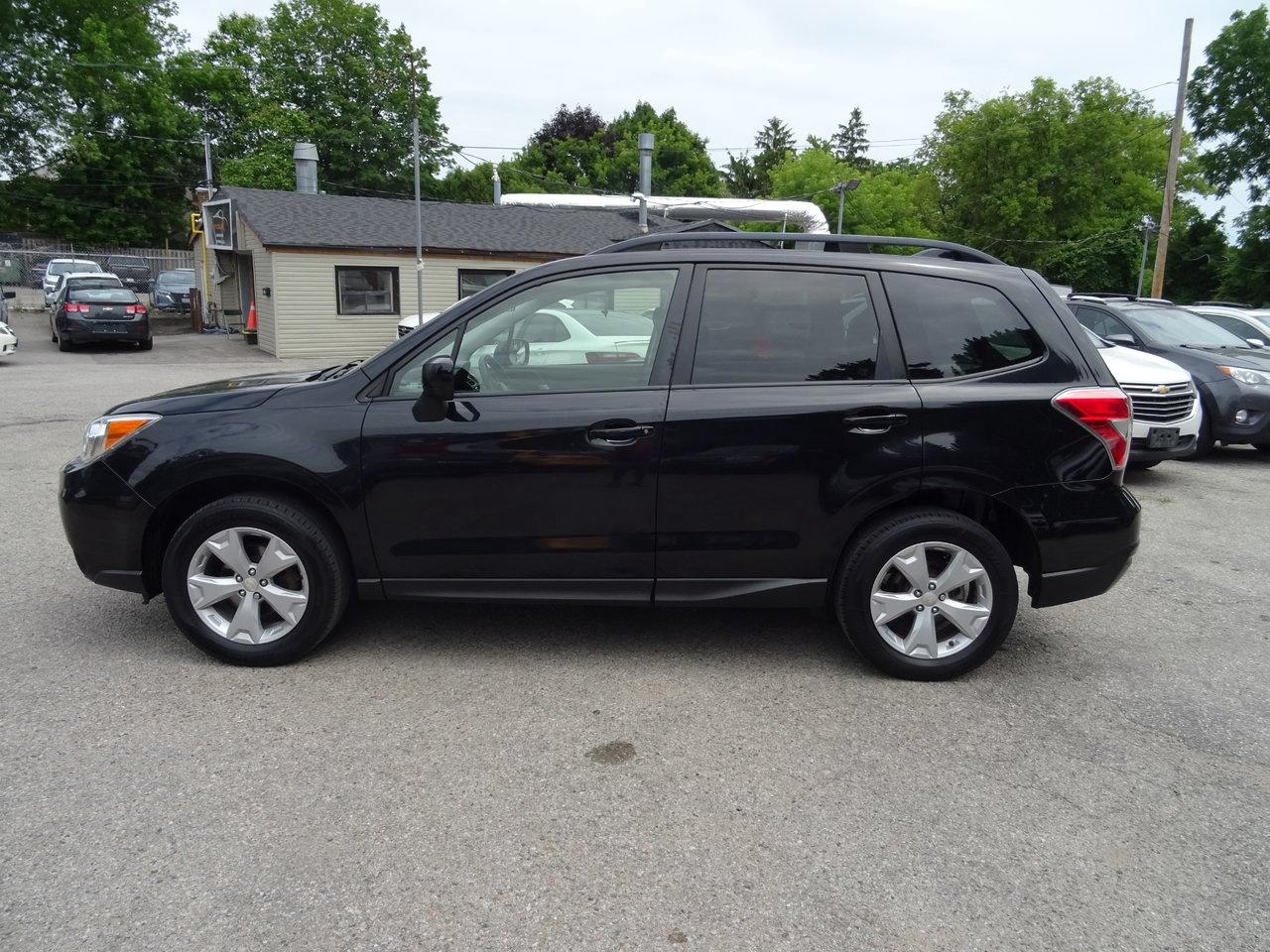 2016 Subaru Forester i Convenience - Photo #1