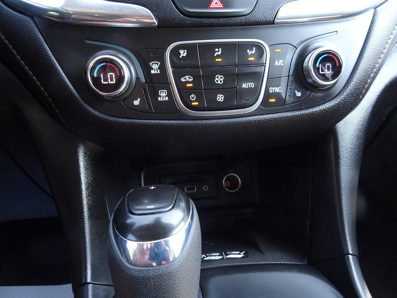 2020 Chevrolet Equinox Premier - Photo #16