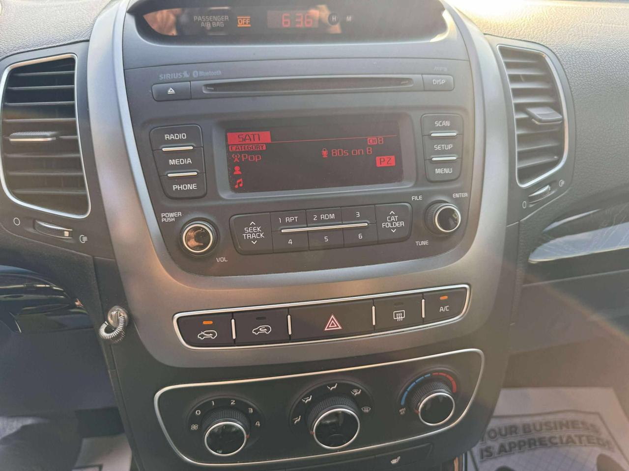 2014 Kia Sorento LX - Photo #18