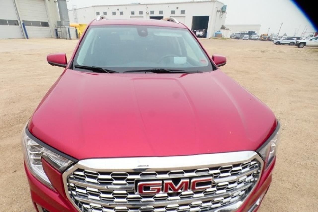 2024 GMC Terrain DENALI AWD 4dr w/H&C L, pano S/R, NAV, BUC - Photo #34