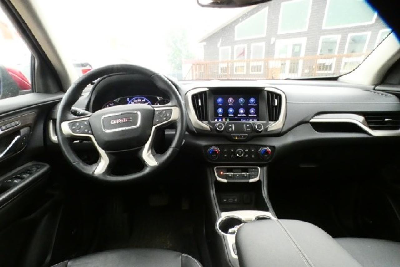 2024 GMC Terrain DENALI AWD 4dr w/H&C L, pano S/R, NAV, BUC - Photo #12