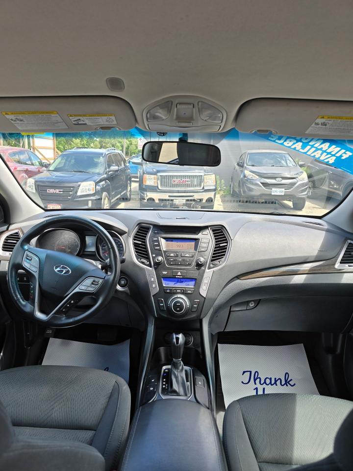 2015 Hyundai Santa Fe XL Premium - Photo #5