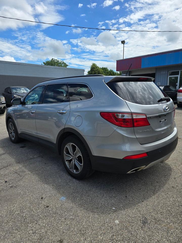 2015 Hyundai Santa Fe XL Premium - Photo #9