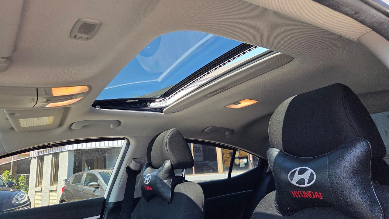 2020 Hyundai Elantra Preferred w/Sun & Safety Package - Photo #13