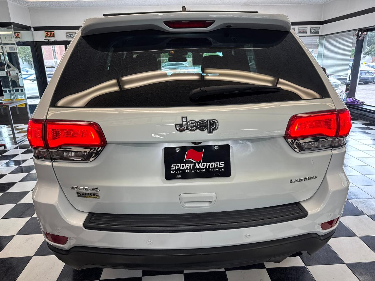 2014 Jeep Grand Cherokee 4WD Laredo+New Tires+Camera+Bluetooth Photo6