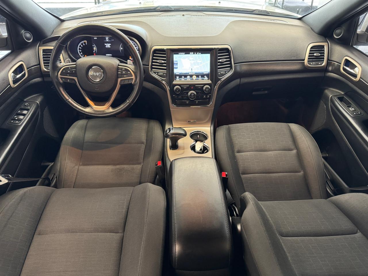 2014 Jeep Grand Cherokee 4WD Laredo+New Tires+Camera+Bluetooth Photo2