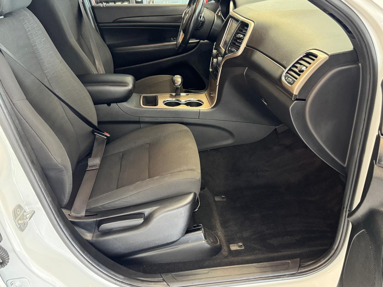 2014 Jeep Grand Cherokee 4WD Laredo+New Tires+Camera+Bluetooth - Photo #21