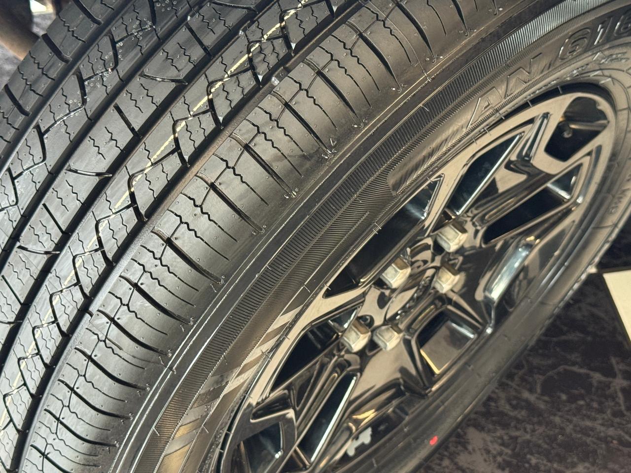 2014 Jeep Grand Cherokee 4WD Laredo+New Tires+Camera+Bluetooth Photo65