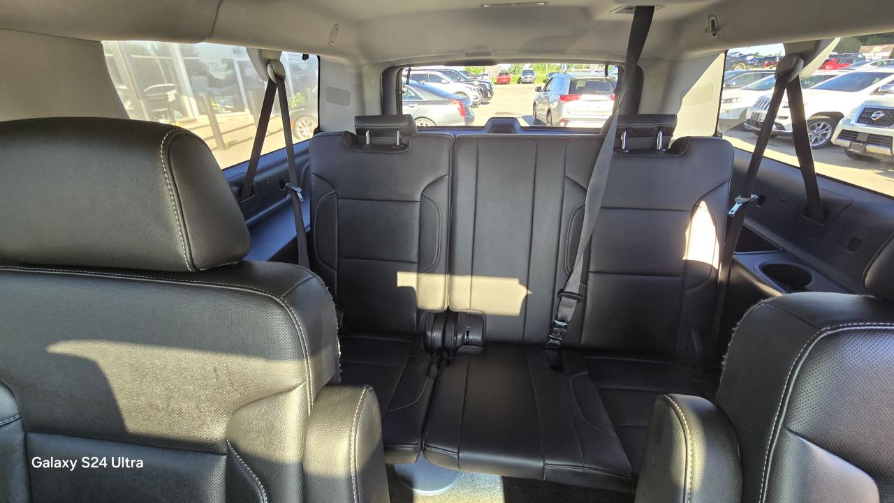 2018 Chevrolet Suburban Premier - Photo #19