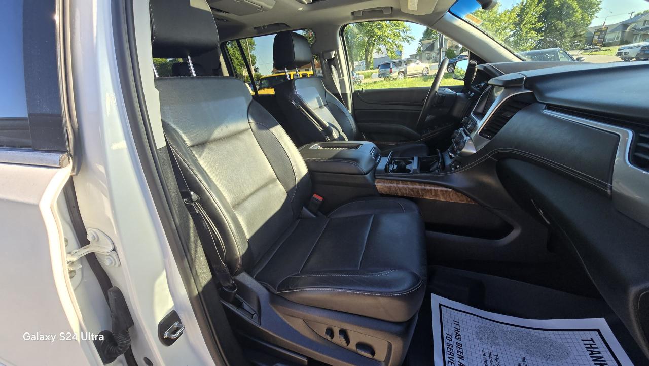 2018 Chevrolet Suburban Premier - Photo #12