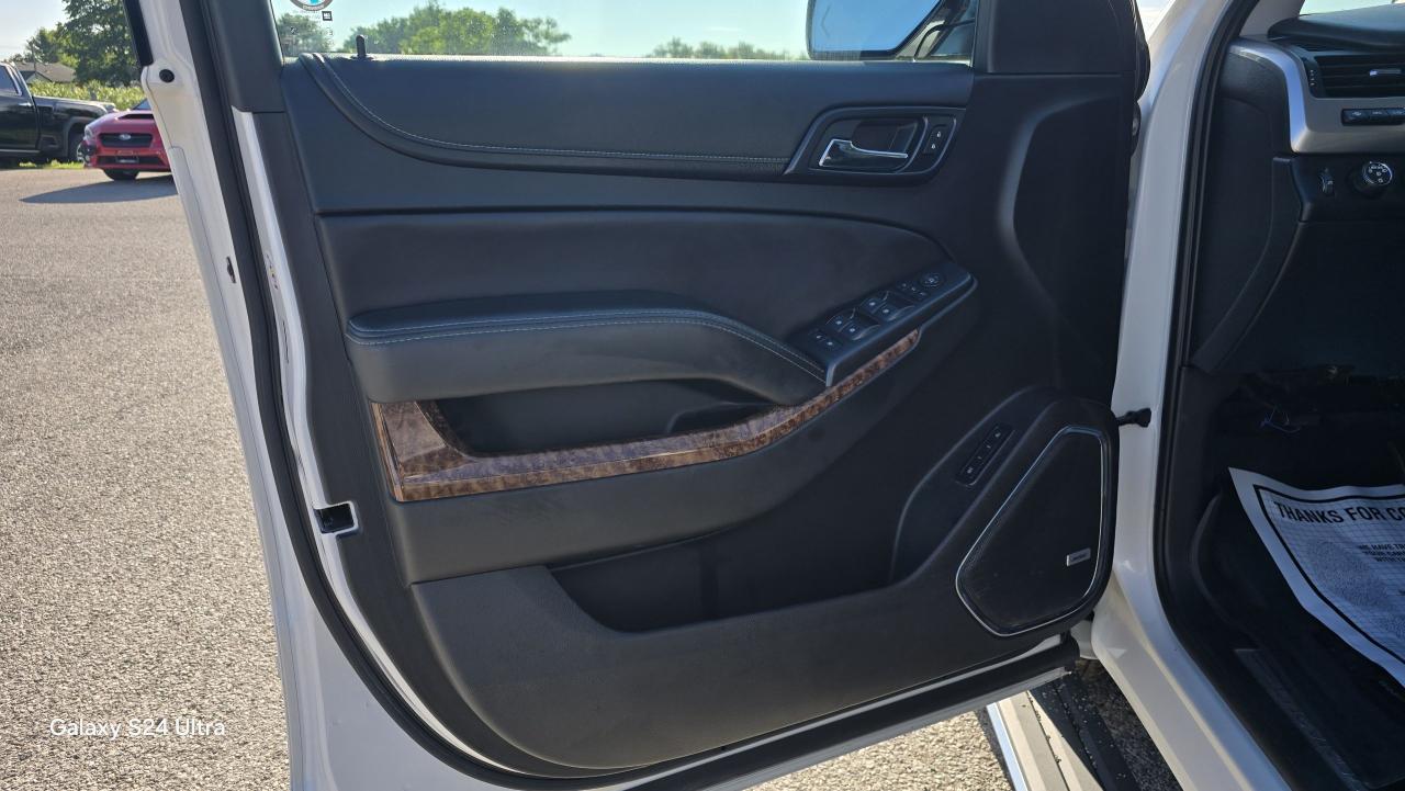 2018 Chevrolet Suburban Premier - Photo #21