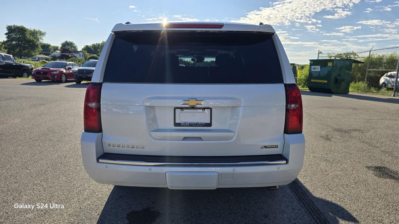 2018 Chevrolet Suburban Premier - Photo #4