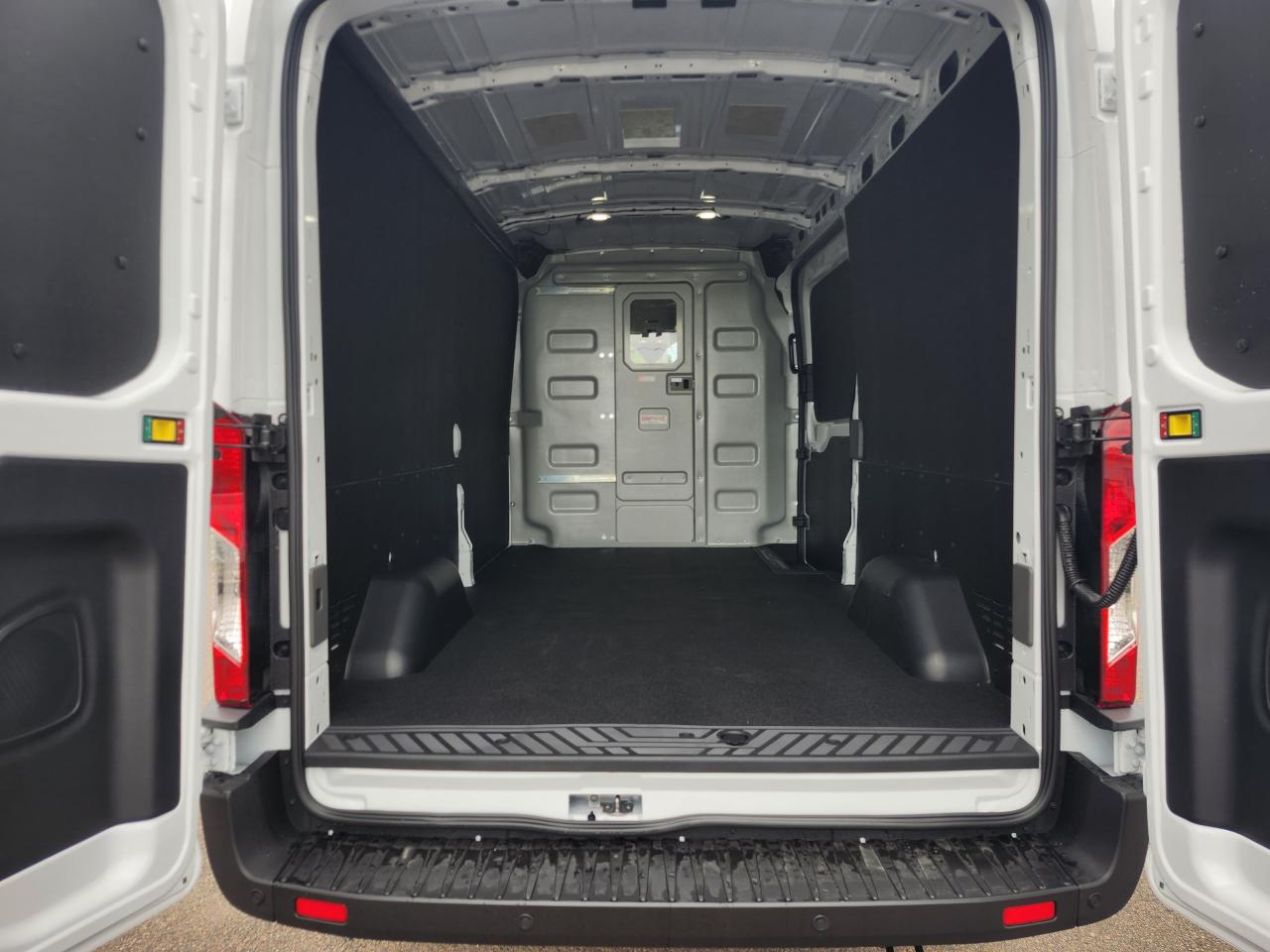 2025 Ford Transit Cargo Van T-250 148" MED RF 9070 GVWR RWD Photo5