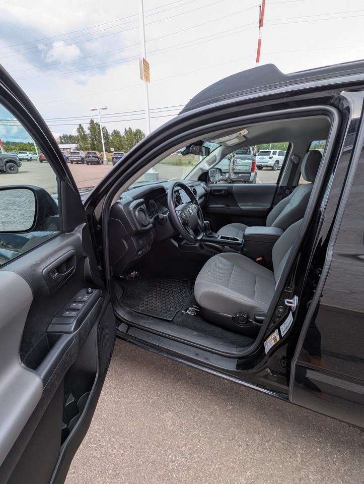 2023 Toyota Tacoma SR Photo