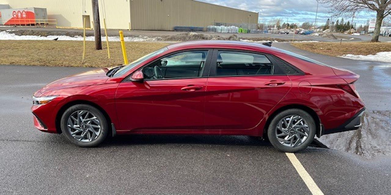 2025 Hyundai Elantra Preferred Photo