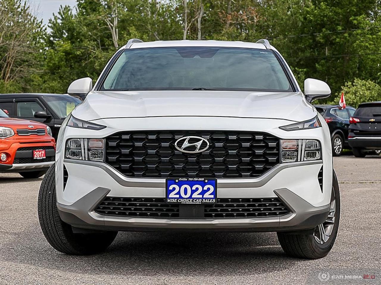 2022 Hyundai Santa Fe Essential,LOW KM'S,AWD,R/V CAM,H/SEATS & S.WHEEL Photo