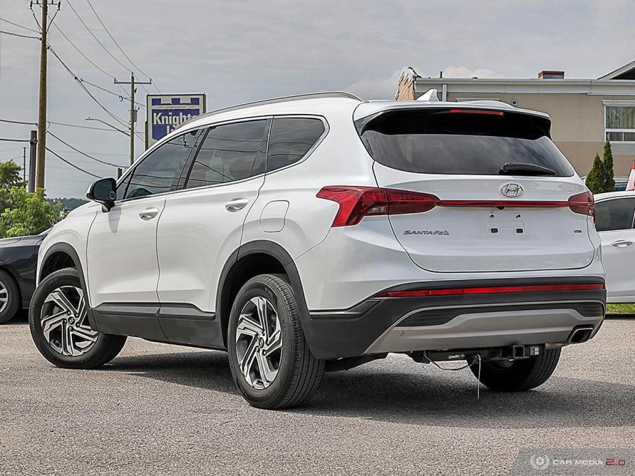 2022 Hyundai Santa Fe Essential,LOW KM'S,AWD,R/V CAM,H/SEATS & S.WHEEL Photo
