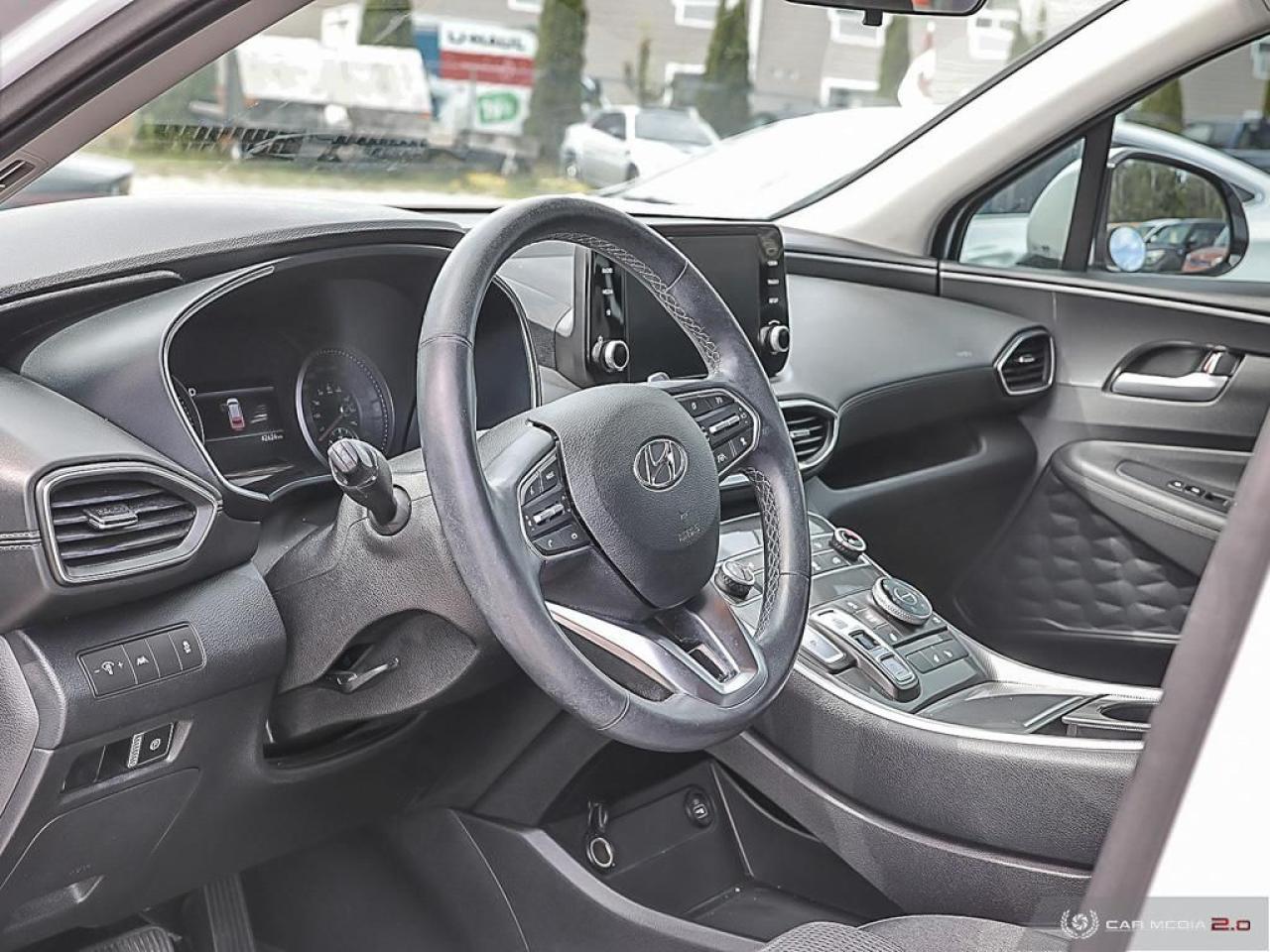 2022 Hyundai Santa Fe Essential,LOW KM'S,AWD,R/V CAM,H/SEATS & S.WHEEL Photo