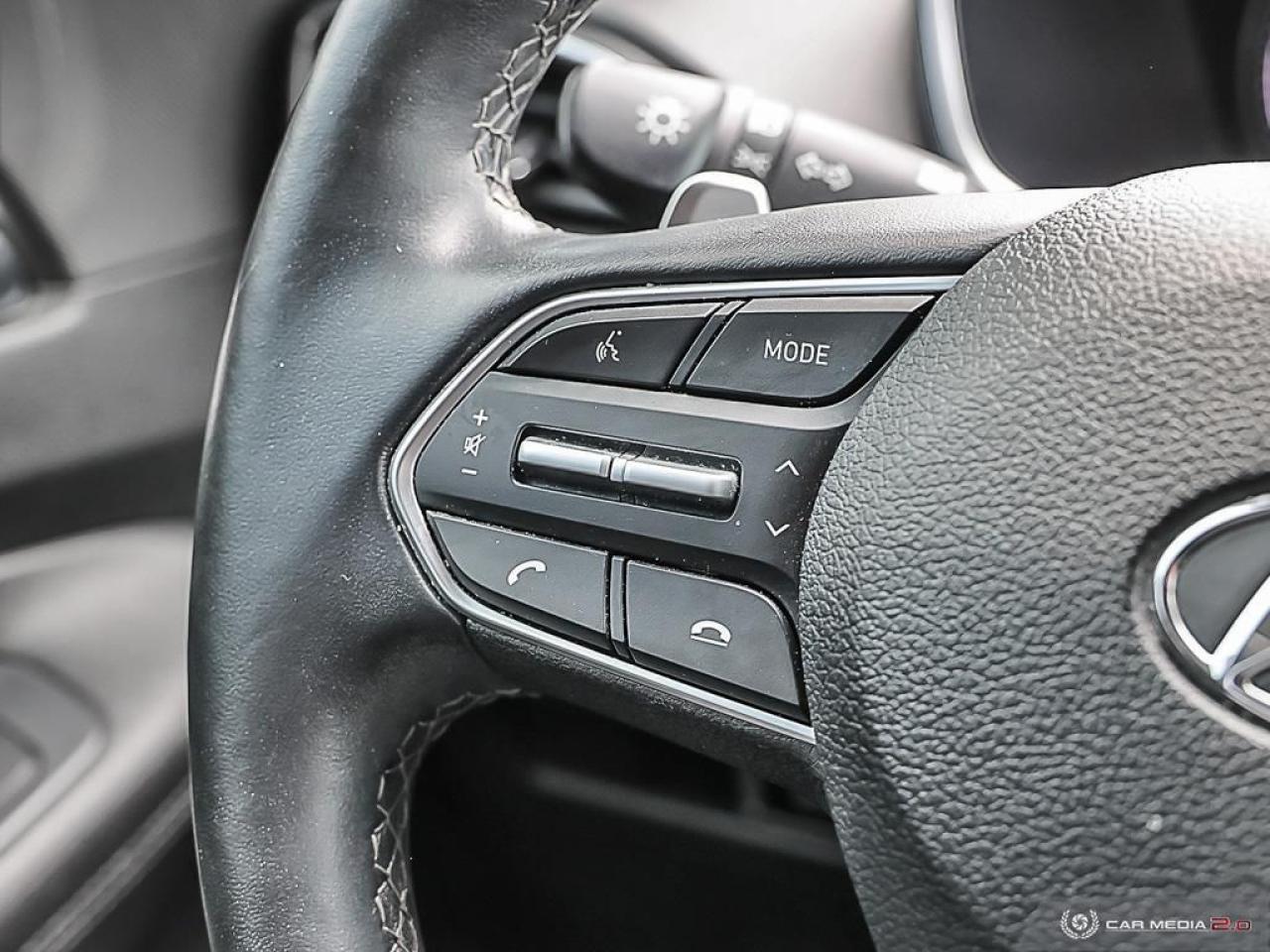 2022 Hyundai Santa Fe Essential,LOW KM'S,AWD,R/V CAM,H/SEATS & S.WHEEL Photo