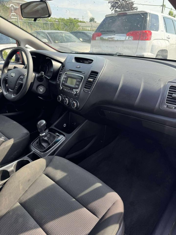 2017 Kia Forte LX - Photo #7